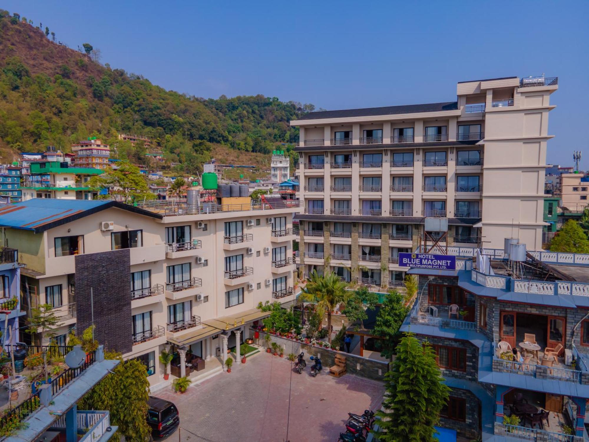 Hotel Pokhara Village & Spa Exterior foto