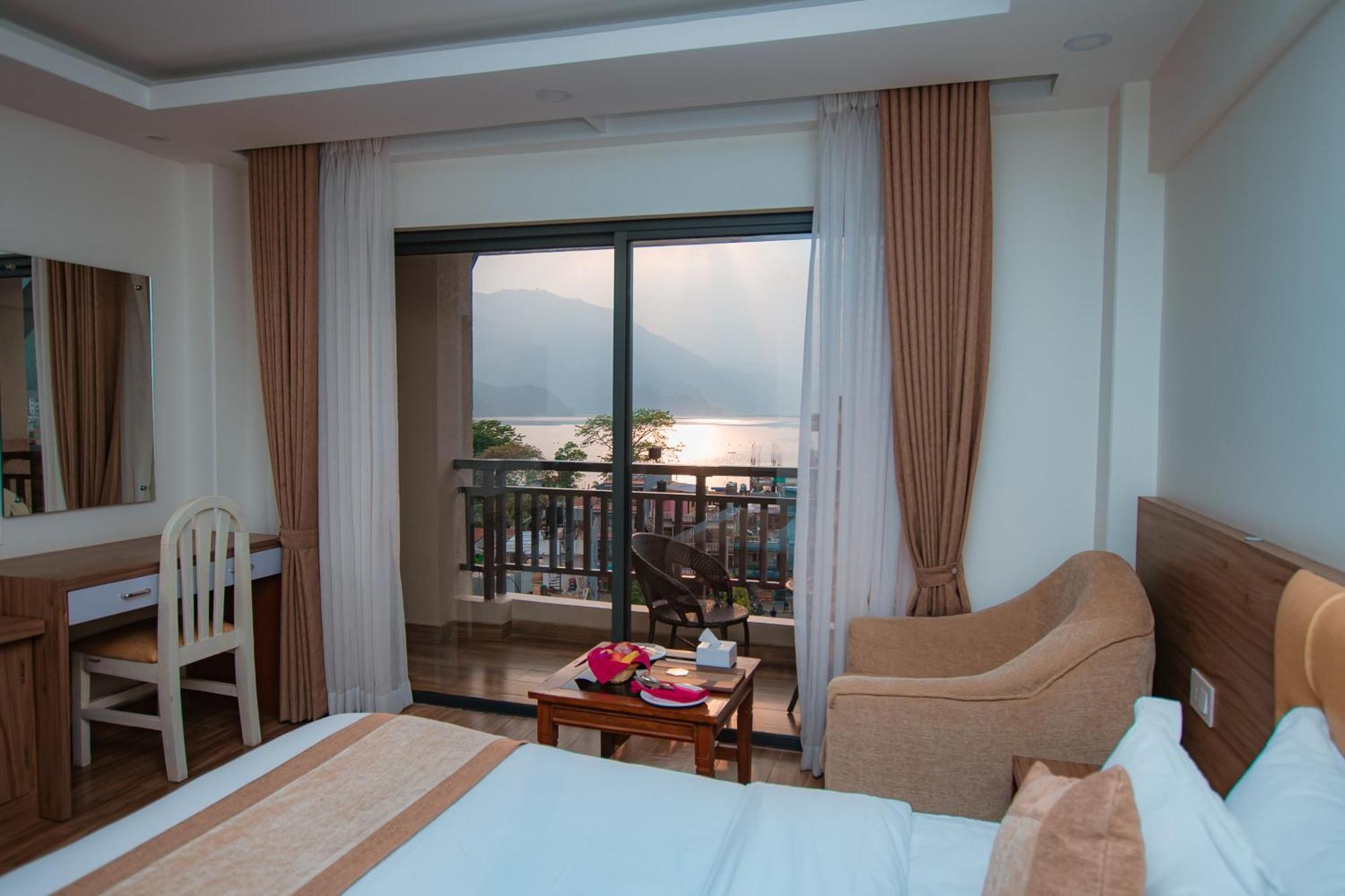Hotel Pokhara Village & Spa Exterior foto